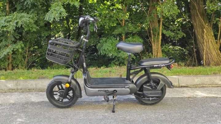 Комфортний Електровелосипед FADA Lido чорний 350W