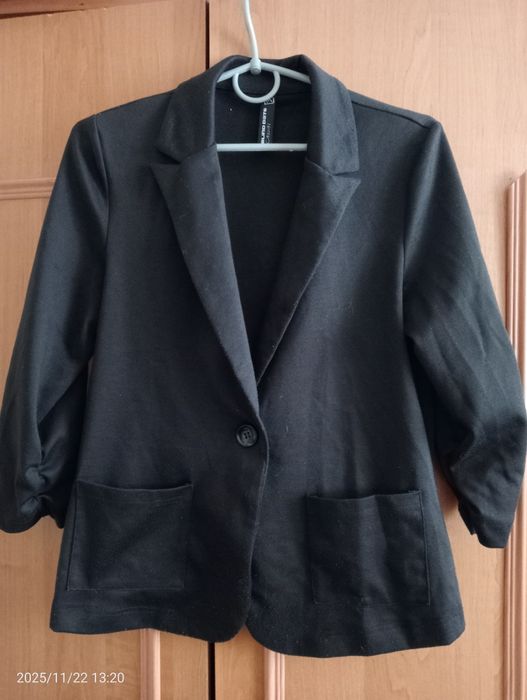 Жіночий і чоловічий одяг