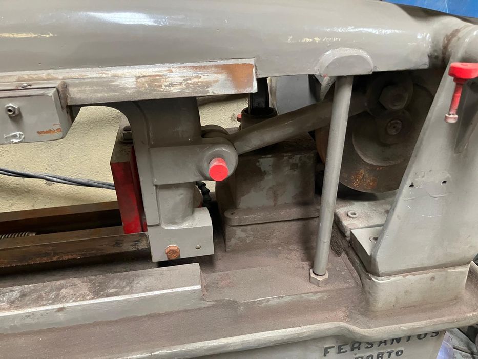 Serra eléctrica de corte de ferro