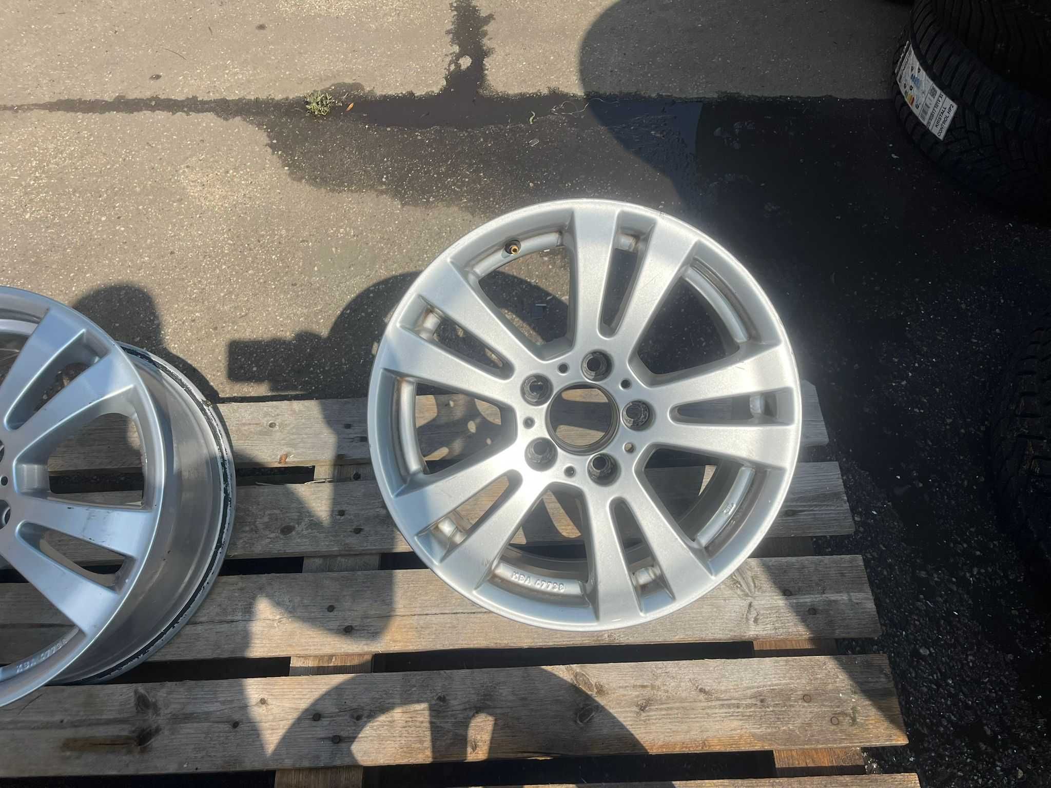Felgi Rial 5x112 R16 7j et48 KBA47738 (mercedes)