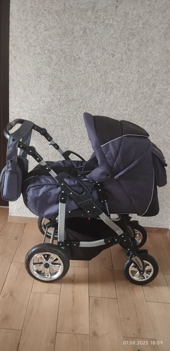 Продам коляску 3 в 1