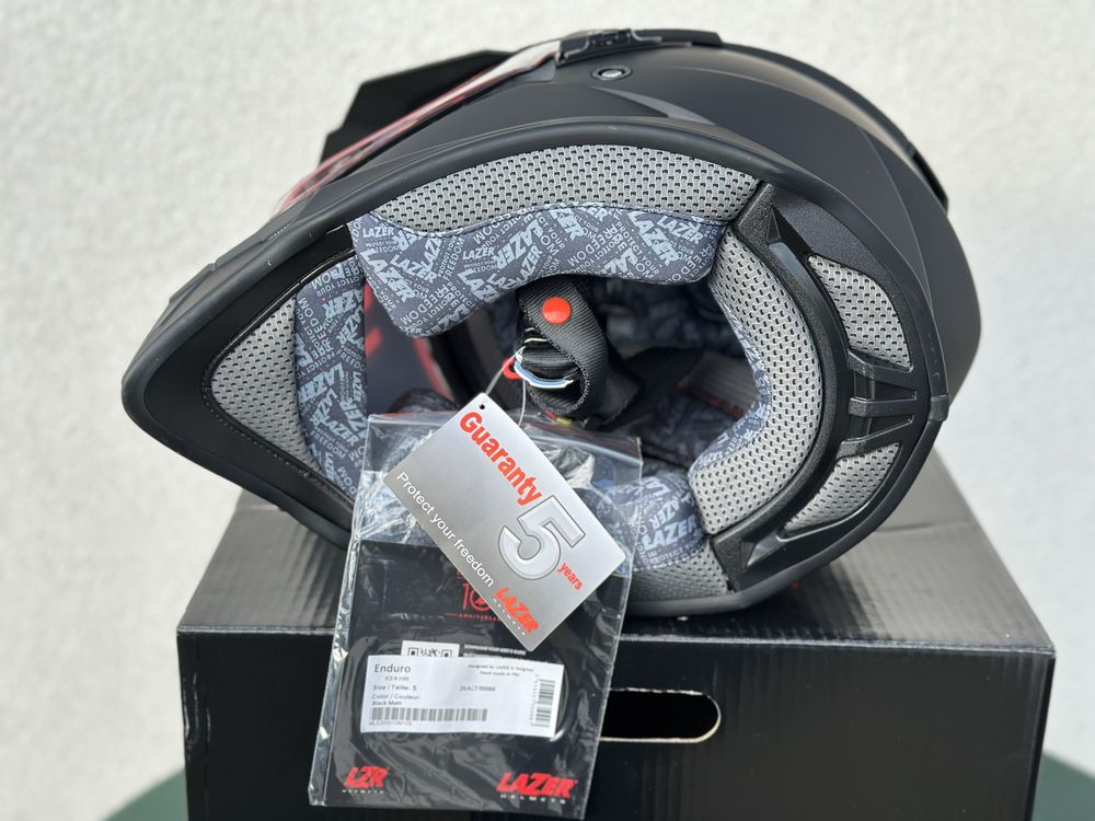Kask motocyklowy Lazer Enduro Z-LINE bledna ,quad,cross,rozmiar; S, M