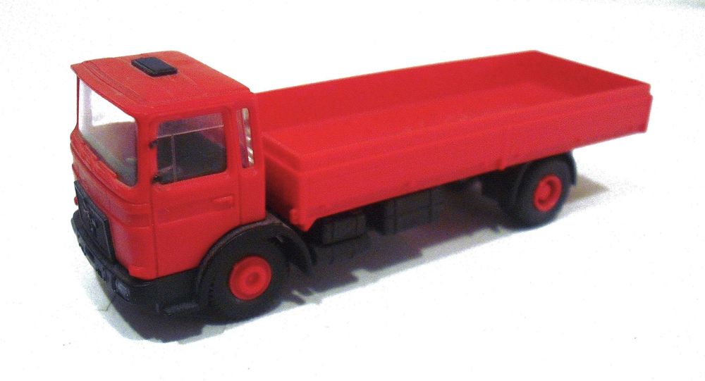 Wiking MAN F8 truck  1:87 / 150