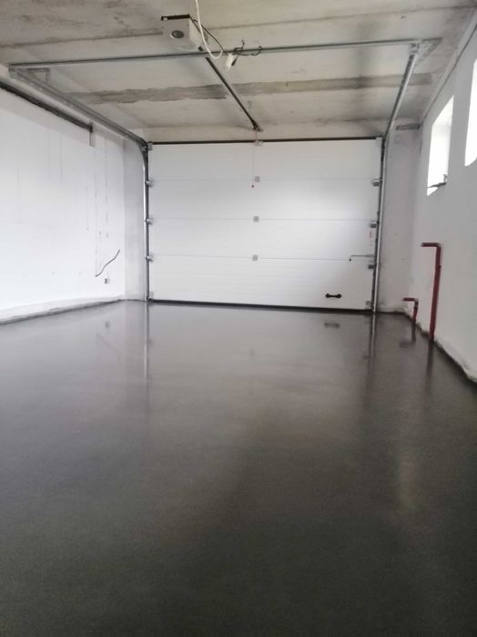 Бетонна підлога. Топінг. Промислова бетонна підлога.