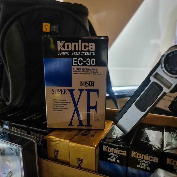 Cassete de Vídeo VHSC Konica Super XF EC-30 — Nova e Selada