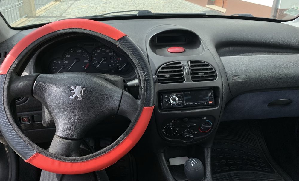 Peugeot 206 1.1 - 71,000km - venda