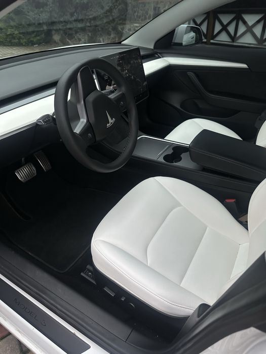 Tesla model 3 2021 long range повний привід
