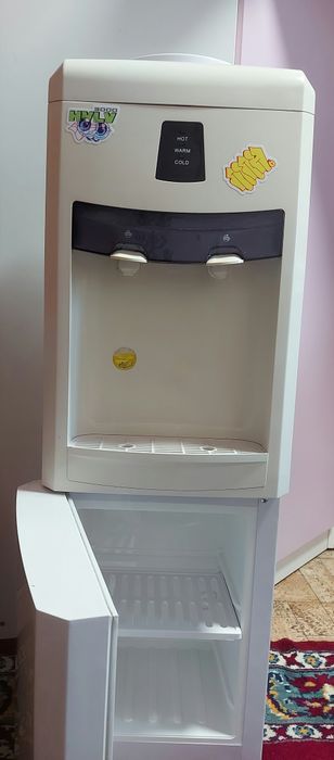 Кулер для води (холодна/гаряча) з шафою для зберігання