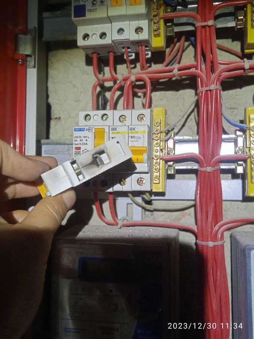 Вызов электрика на дом в г. Одесса,все районы,без посредников/выходных