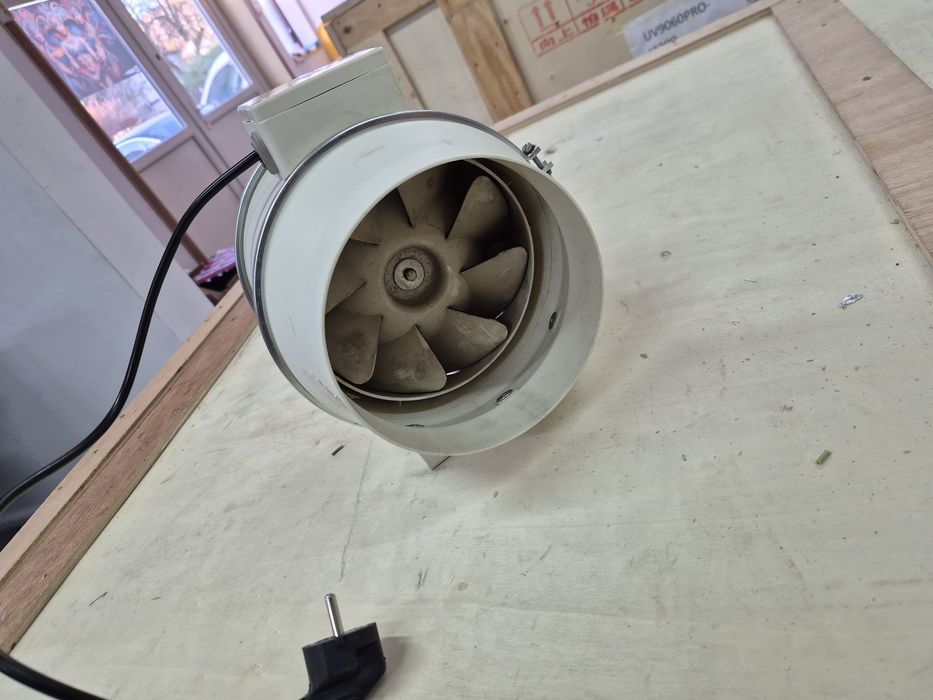 Wentylator Kanałowy 160 mm S&P TD 500/160 560 m3/h Trójbiegowy