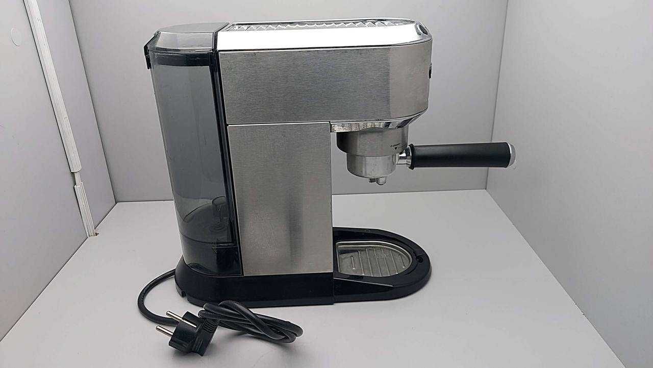 Кавоварка кавомашина Б/У Delonghi EC 685.M