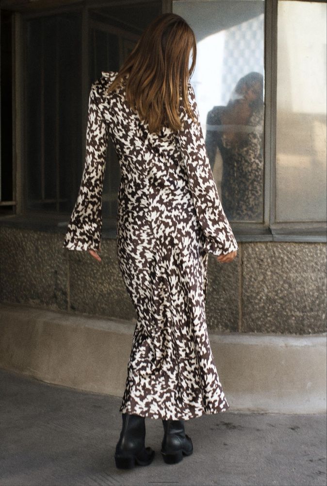 Сукня плаття zara