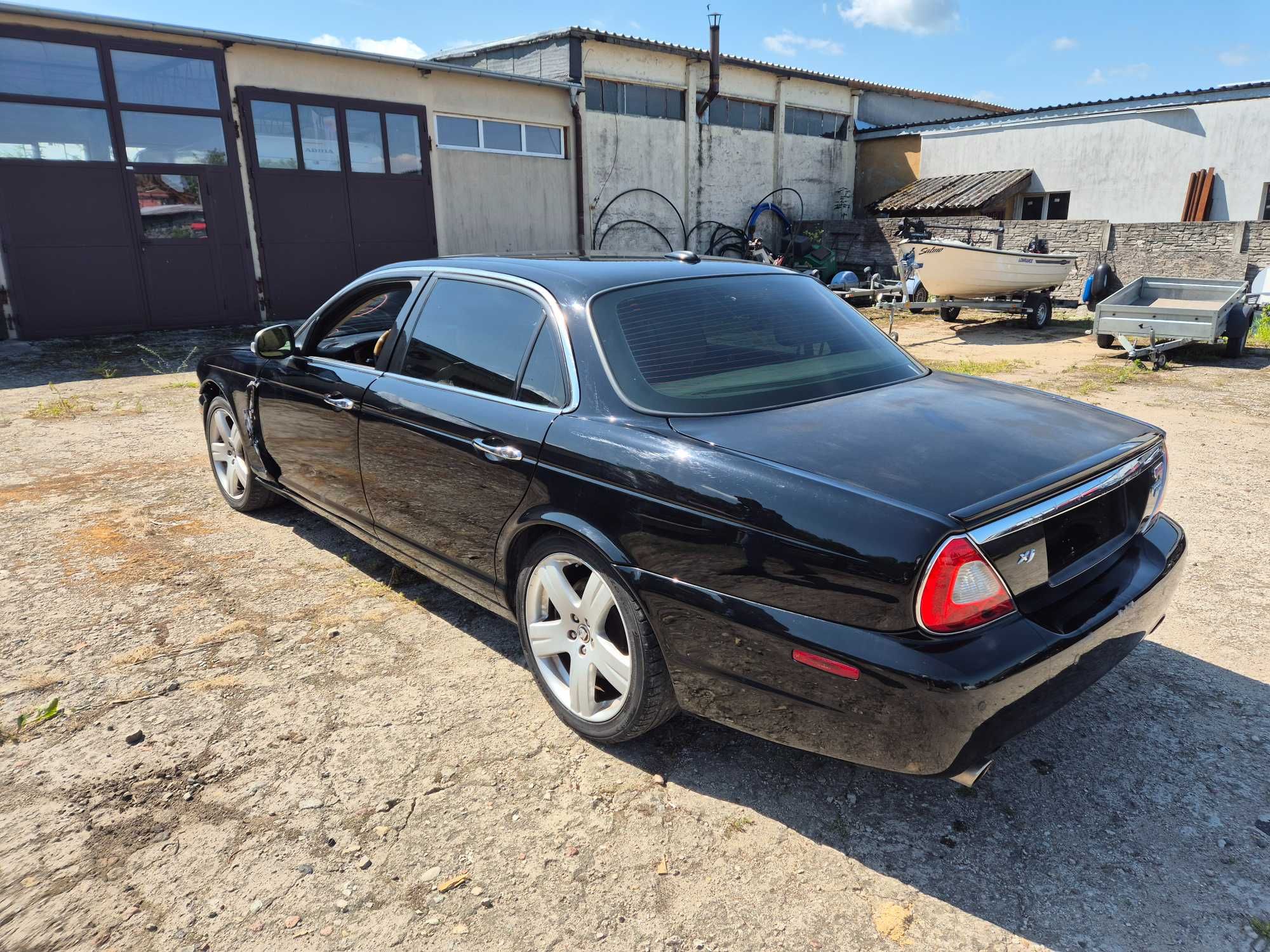 Jaguar XJ 4.2 V8 w wersji Vanden Plas 2008