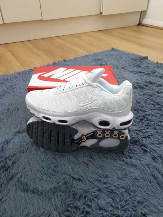 Nike_Air_Max_Plus_Triple_TN_White R.39