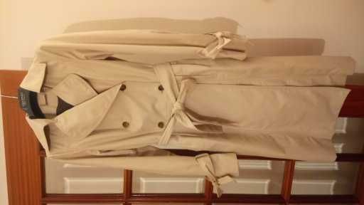 Gabardine beije da Decénio