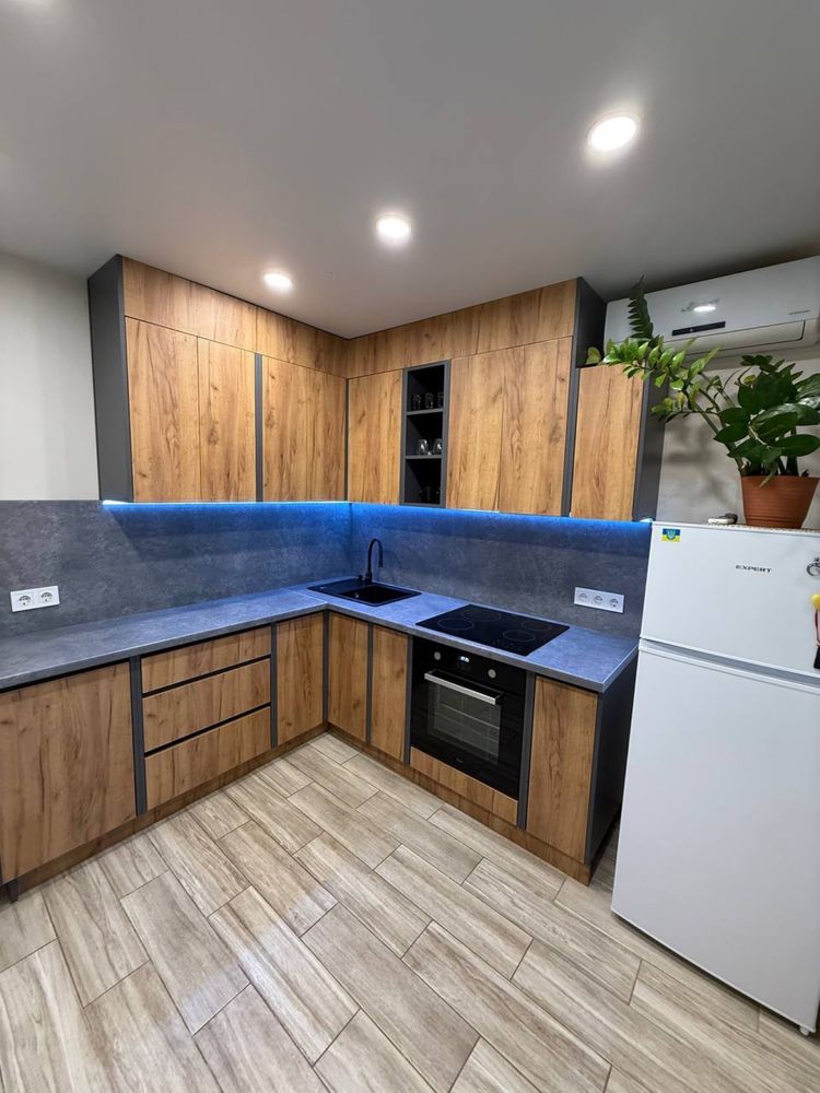 Продается 2к квартира, 2 этаж, Тополь-2