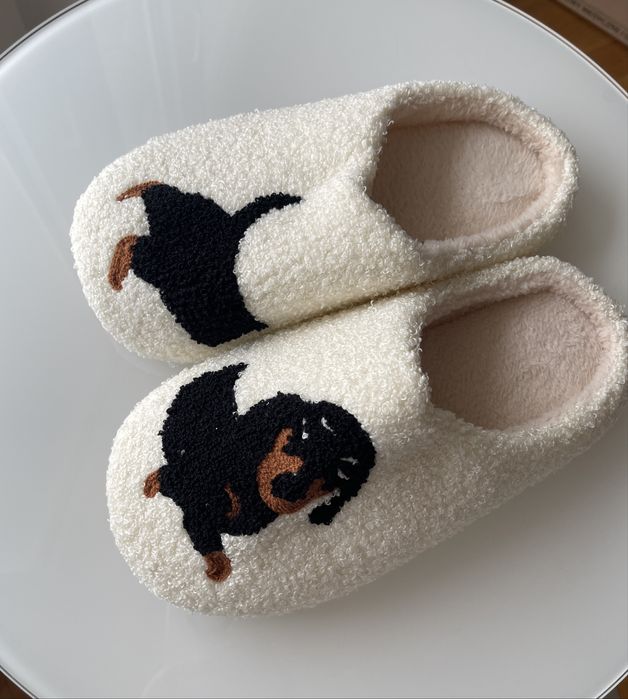 Kapcie z jamniczkiem 41-42 unisex