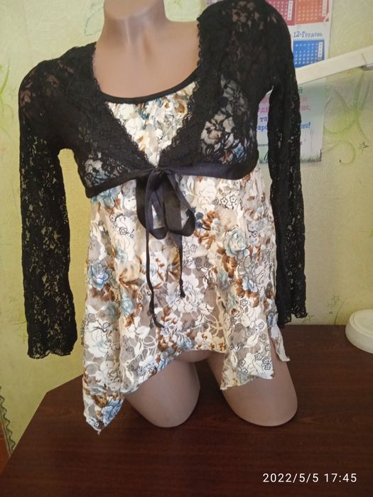 Віддам кофточку розмір 44-46