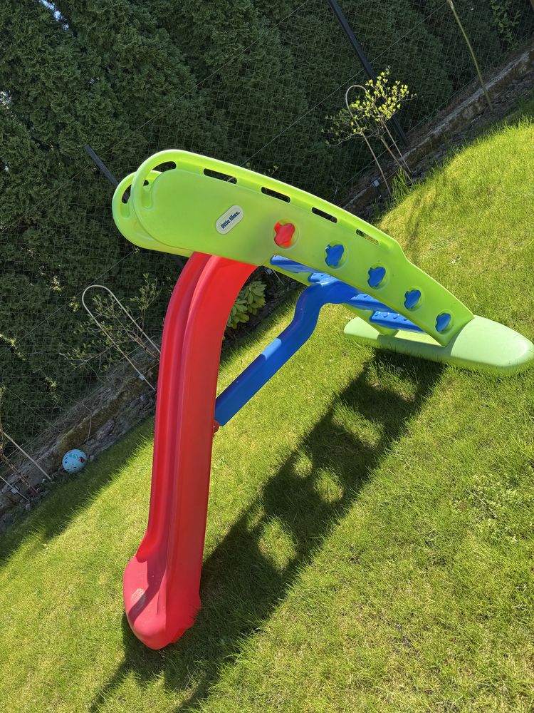 Zjeżdżalnia ogrodowa little tikes