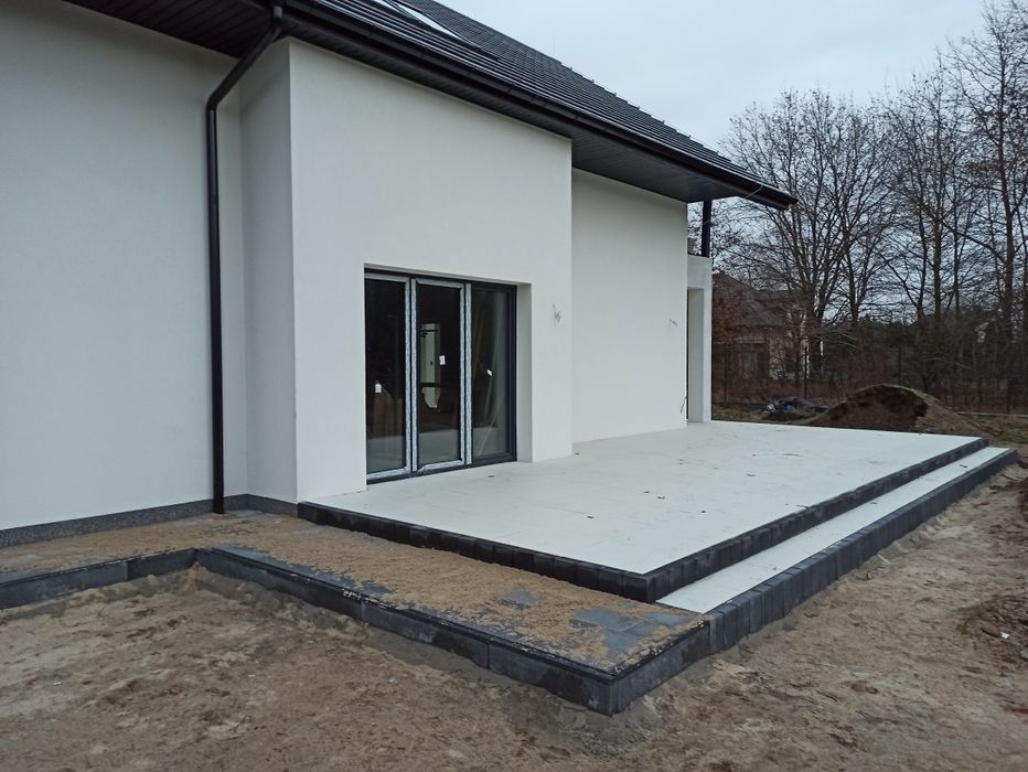 Brukarstwo, tarasy, ogrodzenia, prace ogólnobudowlane