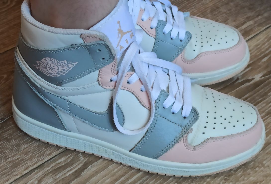 Жіночі кросівки Nike Air Jordan Pink високі