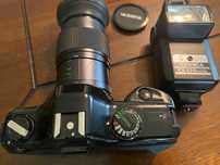 Yashica 108 Multiprogram+dedykowana lampa błysk+futerał Yashica+gratis