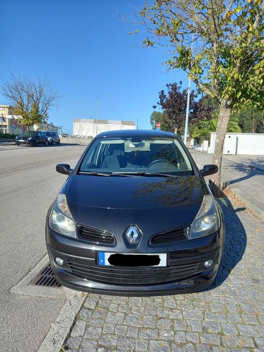 Renault Clio Clio III 1.5 dCi 78KW 106cv Hatchback