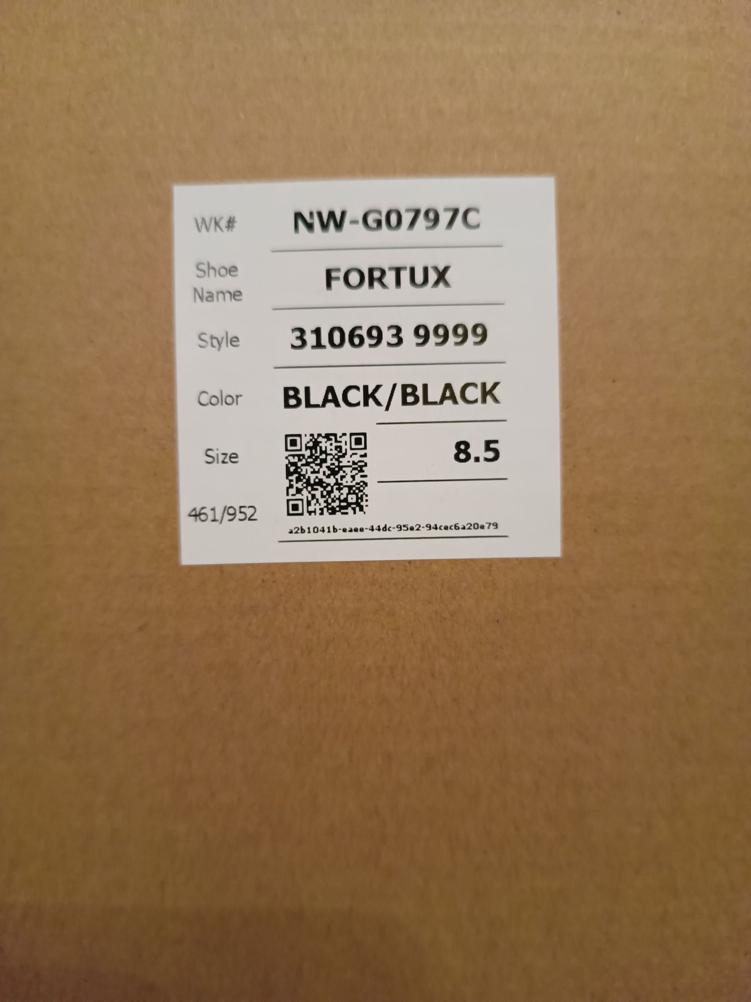 Buty LOWA FORTUX 42,5 nowe. Ewentualnie zamiana na 43, 43,5.