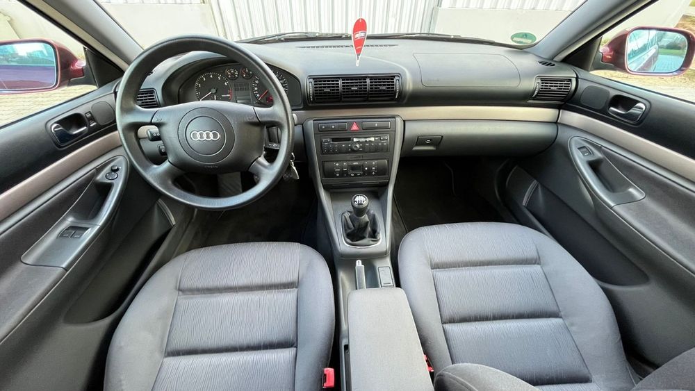 Audi A4  *74 tys. km * stan kolekcjonerski * sprowadzony * zarejestro