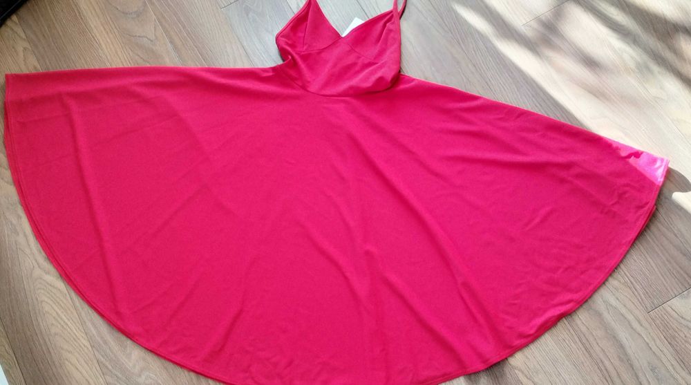 Sukienka midi z koła Pakuten Nowa wesele półmetek studniówka sylwester