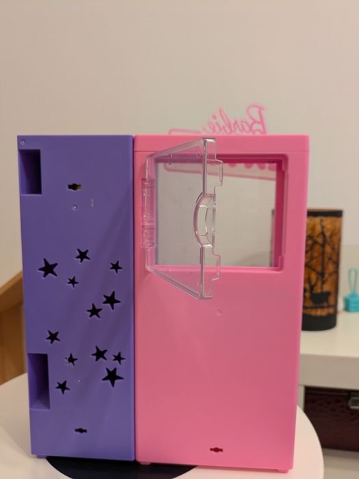 Szafa na ubrania i akcesoria Barbie