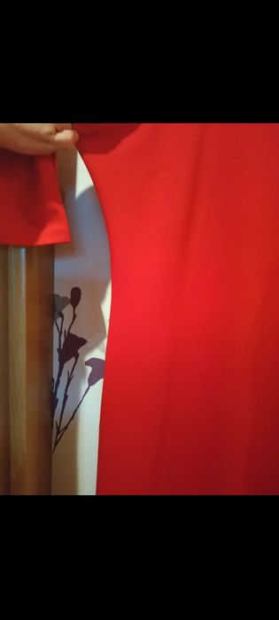 Nowa sukienka z paskiem