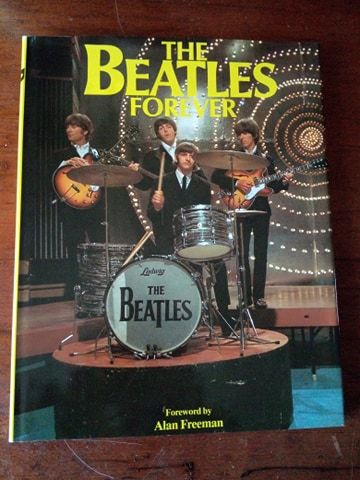 Книга "The BEATLES Forever" - (раритет, Англія 1981)