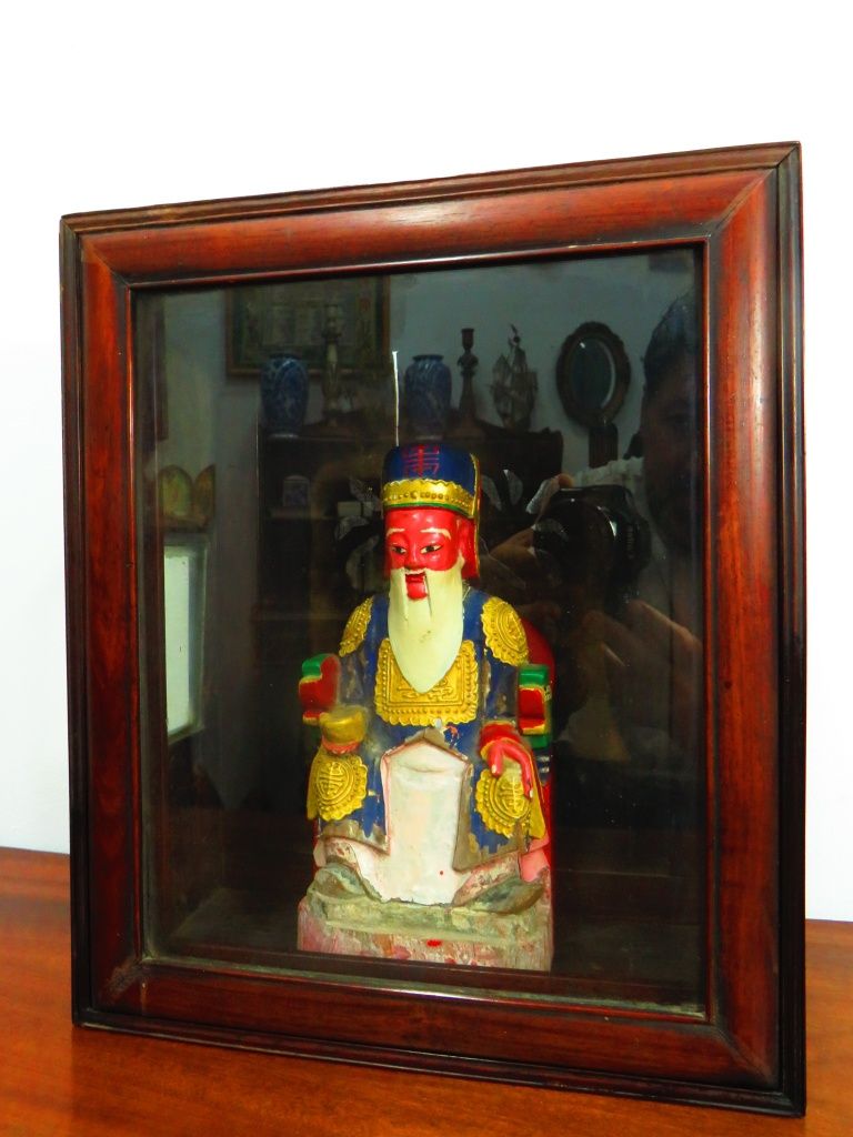 Antigo Altar com Imperador.