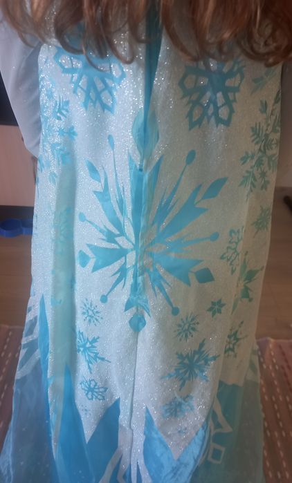 Нарядное платье   на бал (костюм принцесса Эльза)