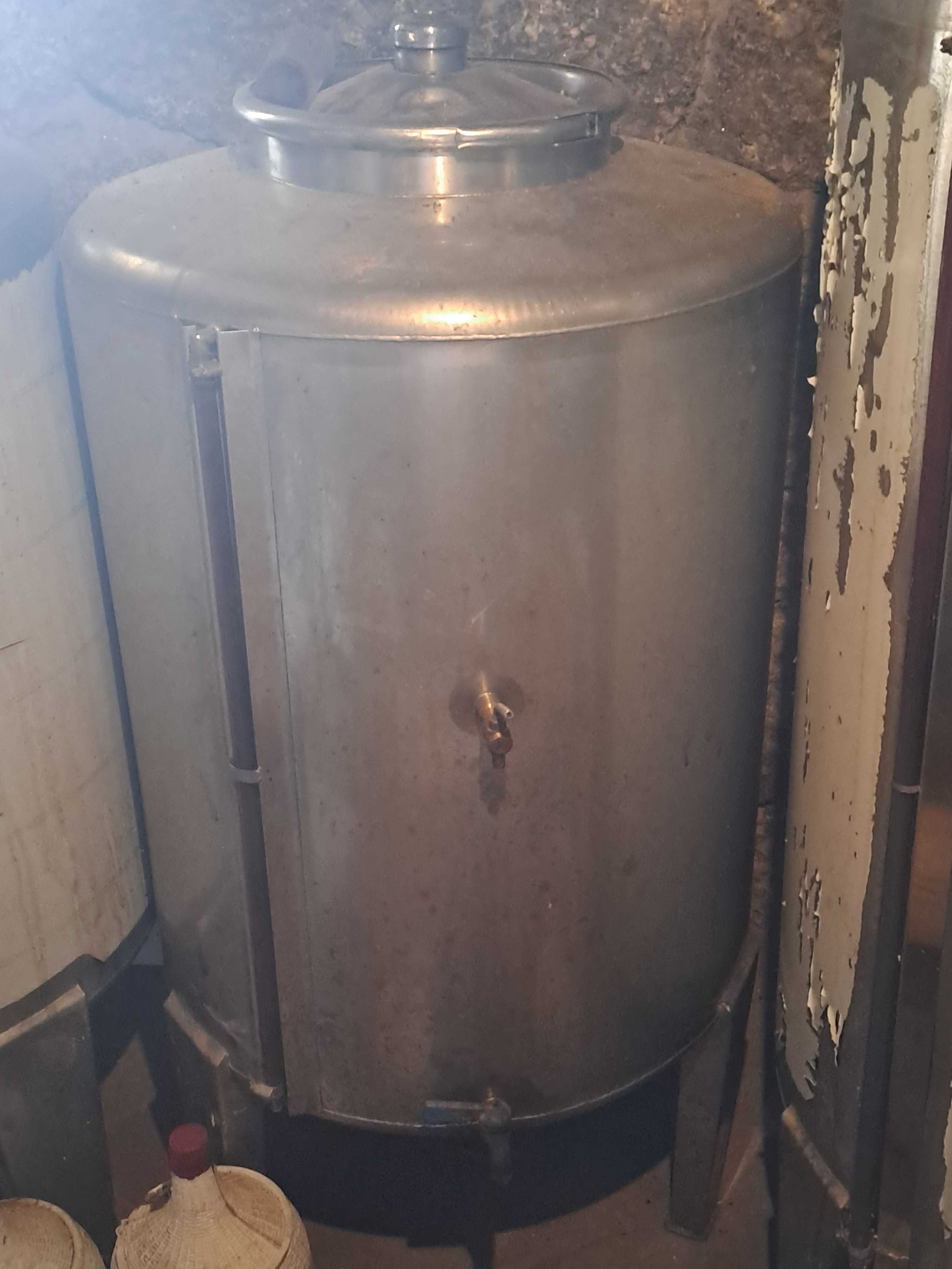 Cuba 250l como nova
