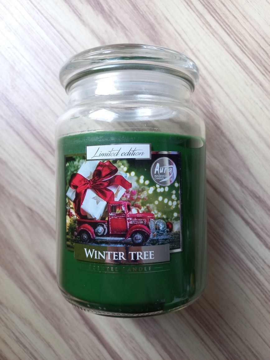Duża świeca świeczka zapachowa o zapachu zimowego drzewka 500g