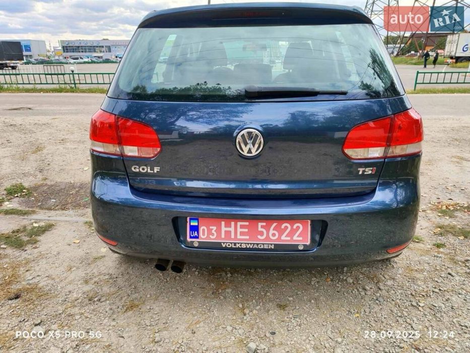 Volkswagen Golf хорошее состояние