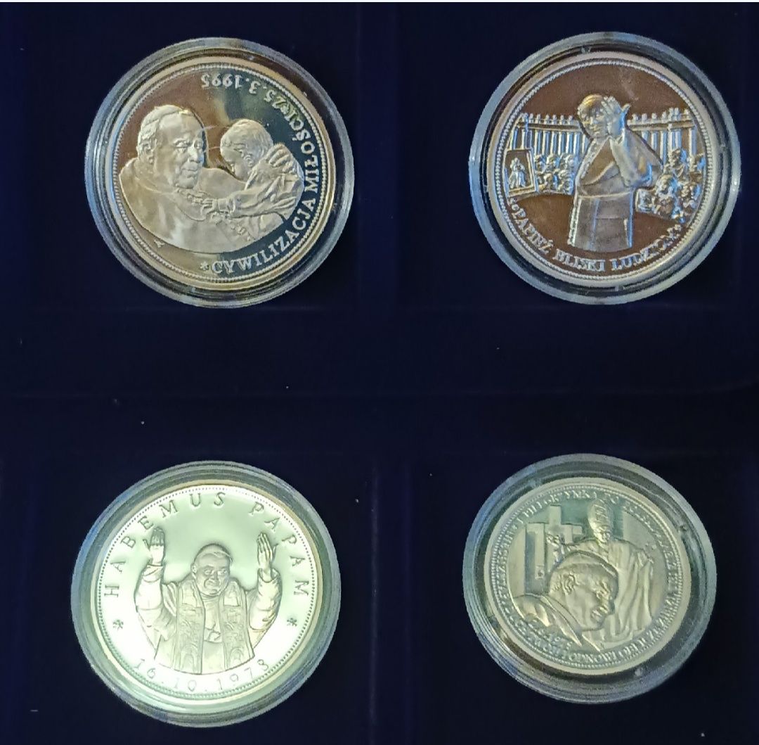 Jan Paweł II - zestaw medali srebrnych 16 sz.+ certyfikaty