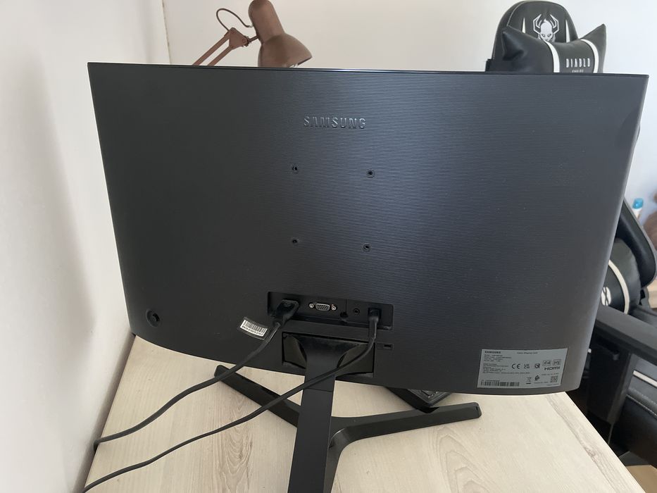 Komputer stacjonarny + monitor