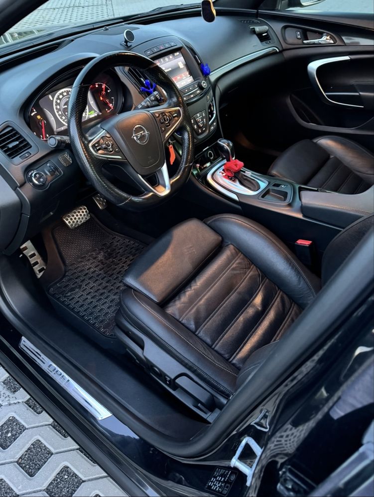 Opel Insignia 2.0 OPC