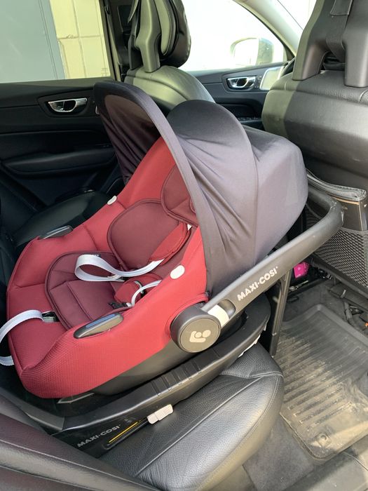 Автокрісло Maxi Cosi Tinca i-Size + база ISOFIX