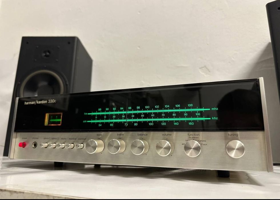 Amplituner/wzmacniacz stereo Harman Kardon 330C