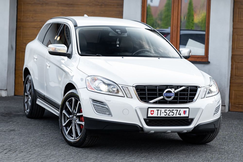 Volvo XC 60 Husky Edit. Heico 233KM City Safety Xenon LED Nav PDC Serwis