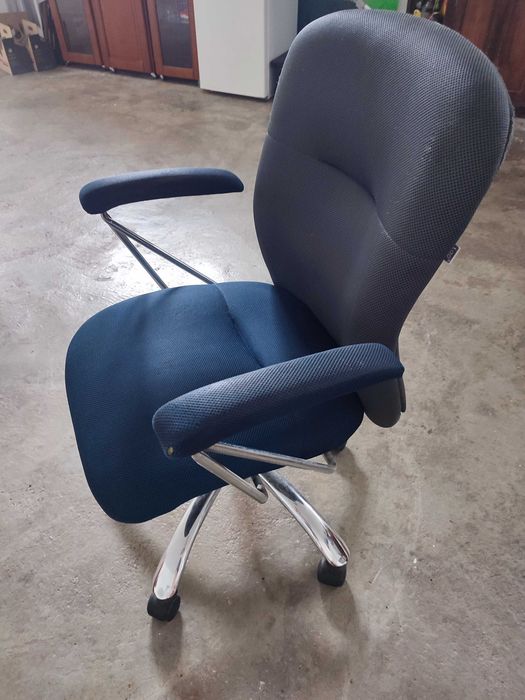 Cadeira de escritório  ergonómica