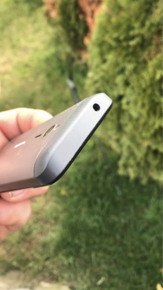 Nokia на дві свм.