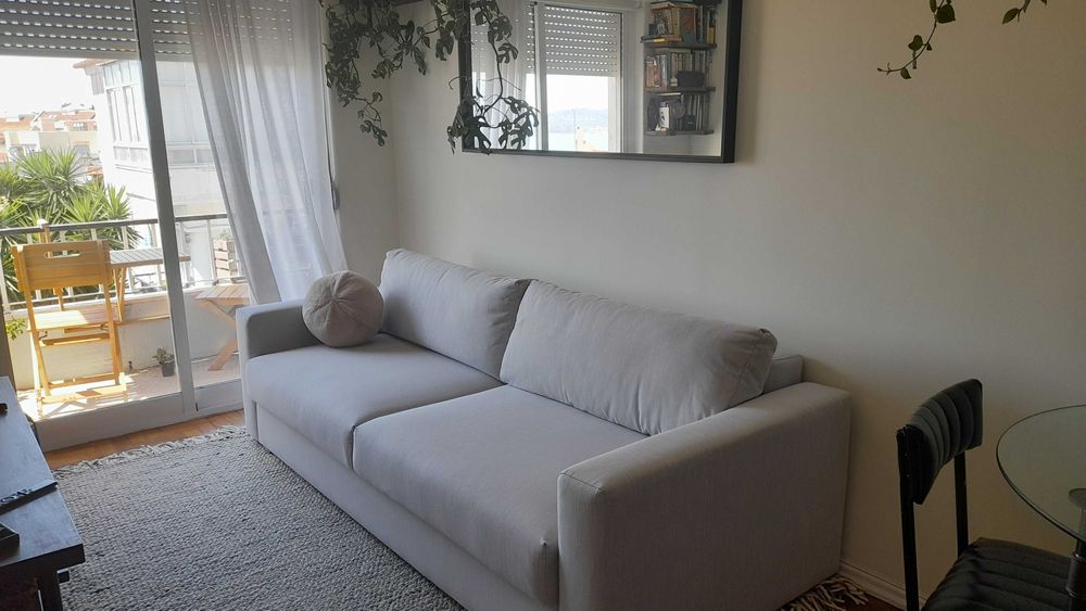 Sofá-cama com espaço de arrumação (3 lugares)