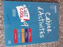 Caderno atividades francês 9° ano novo.