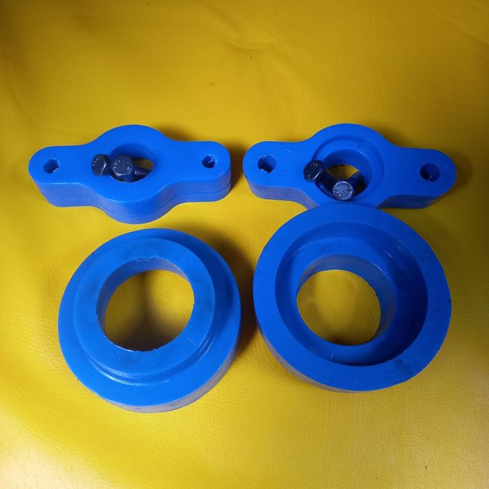 Проставки Форд Фокус,Ц-макс,мазда 3 и 5,вольво в50