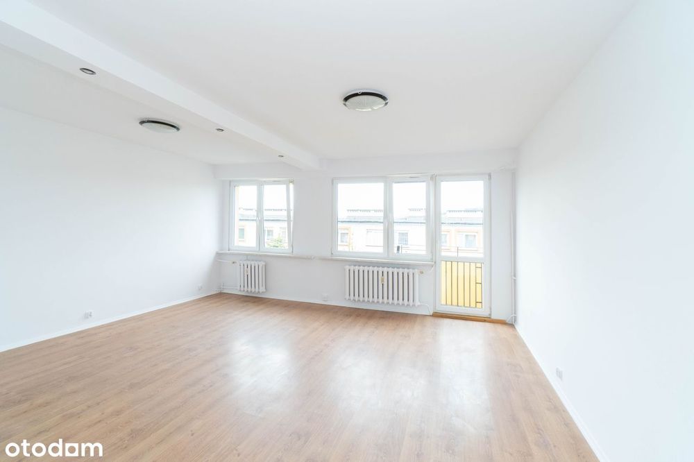 Sprzedam mieszkanie 4-pokojowe, 57 m² + piwnica, balkon. Po remoncie